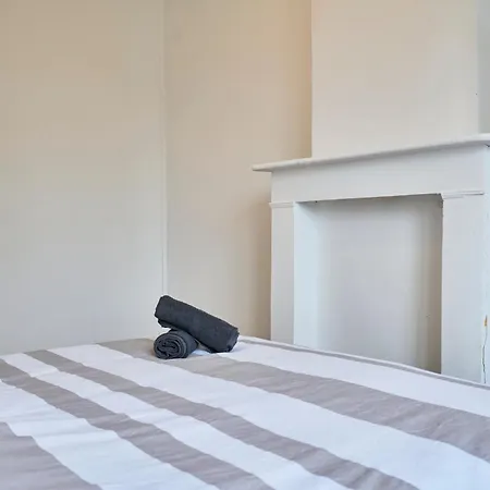 Διαμέρισμα Maison Lumineuse Avec Jardin *